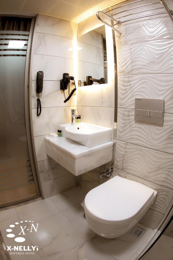 X-Nellyi Hotel Istanbul Exterior photo